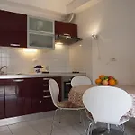Leo ספליט